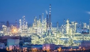 Thiết lập lại ngành hóa dầu do công suất dư thừa từ Trung Quốc