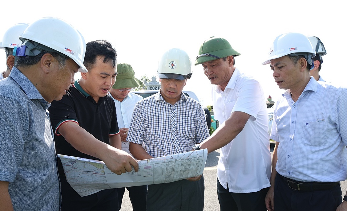Lãnh đạo EVNNPT kiểm tra tiến độ Dự án đường dây 500kV Hải Phòng - Thái Bình