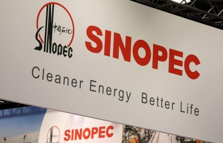 Các tập đoàn dầu khí Trung Quốc xoay trục sang nhiên liệu mới và hóa chất cao cấp