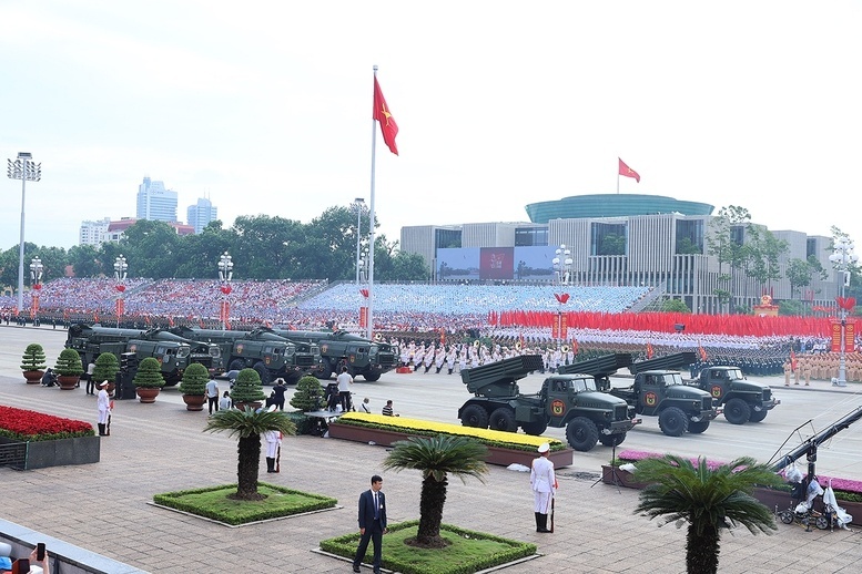 Lễ Tổng duyệt chương trình diễu binh, diễu hành kỷ niệm 80 năm Quốc khánh 2/9 TỔNG THUẬT: Lễ Tổng duyệt chương trình diễu binh, diễu hành kỷ niệm 80 năm Quốc khánh 2/9