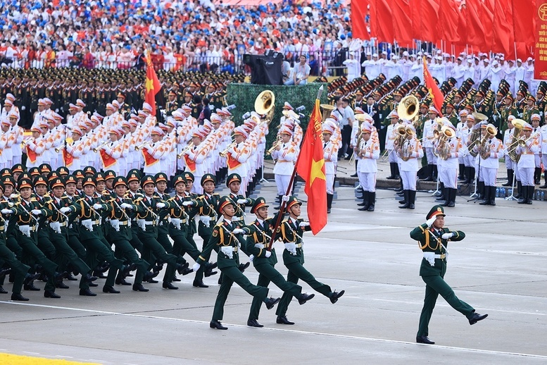 Lễ Tổng duyệt chương trình diễu binh, diễu hành kỷ niệm 80 năm Quốc khánh 2/9 TỔNG THUẬT: Lễ Tổng duyệt chương trình diễu binh, diễu hành kỷ niệm 80 năm Quốc khánh 2/9