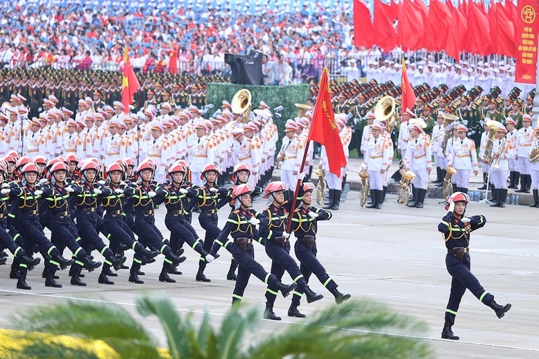 Lễ Tổng duyệt chương trình diễu binh, diễu hành kỷ niệm 80 năm Quốc khánh 2/9 TỔNG THUẬT: Lễ Tổng duyệt chương trình diễu binh, diễu hành kỷ niệm 80 năm Quốc khánh 2/9