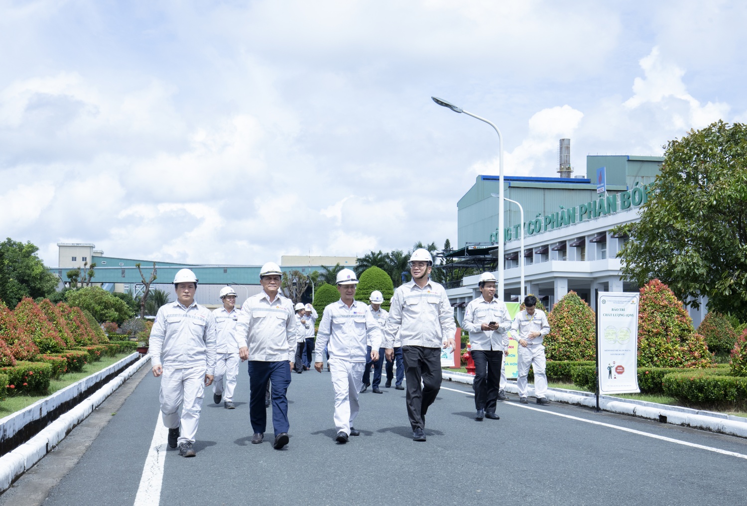 Nhà máy Đạm Cà Mau hoàn thành bảo dưỡng tổng thể năm 2025 sớm hơn kế hoạch