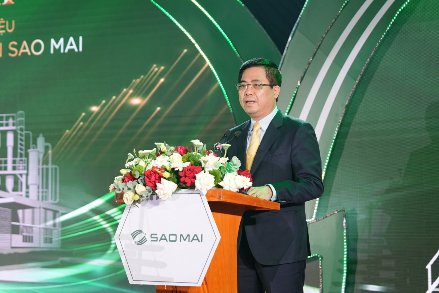 Ông Nguyễn Hoàng Giang - Chủ tịch UBND tỉnh Quảng Ngãi khẳng định thành công của doanh nghiệp cũng là thành công của 