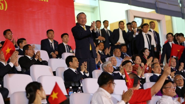 Ngân vang giai điệu tự hào  Ngân vang giai điệu tự hào
