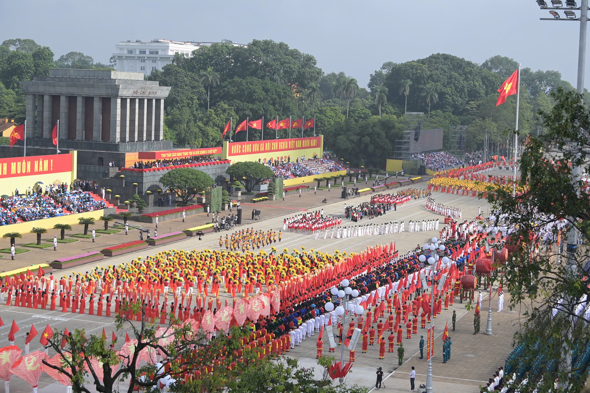 TỔNG THUẬT: Kỷ niệm trọng thể 80 năm Quốc khánh nước Cộng hòa XHCN Việt Nam- Ảnh 22.