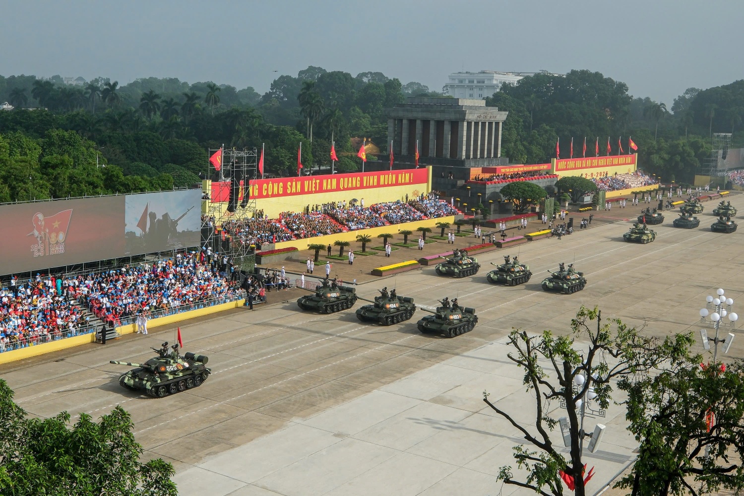 Diễu binh, diễu hành kỷ niệm 80 năm Quốc khánh 2/9: Hùng tráng và tự hào