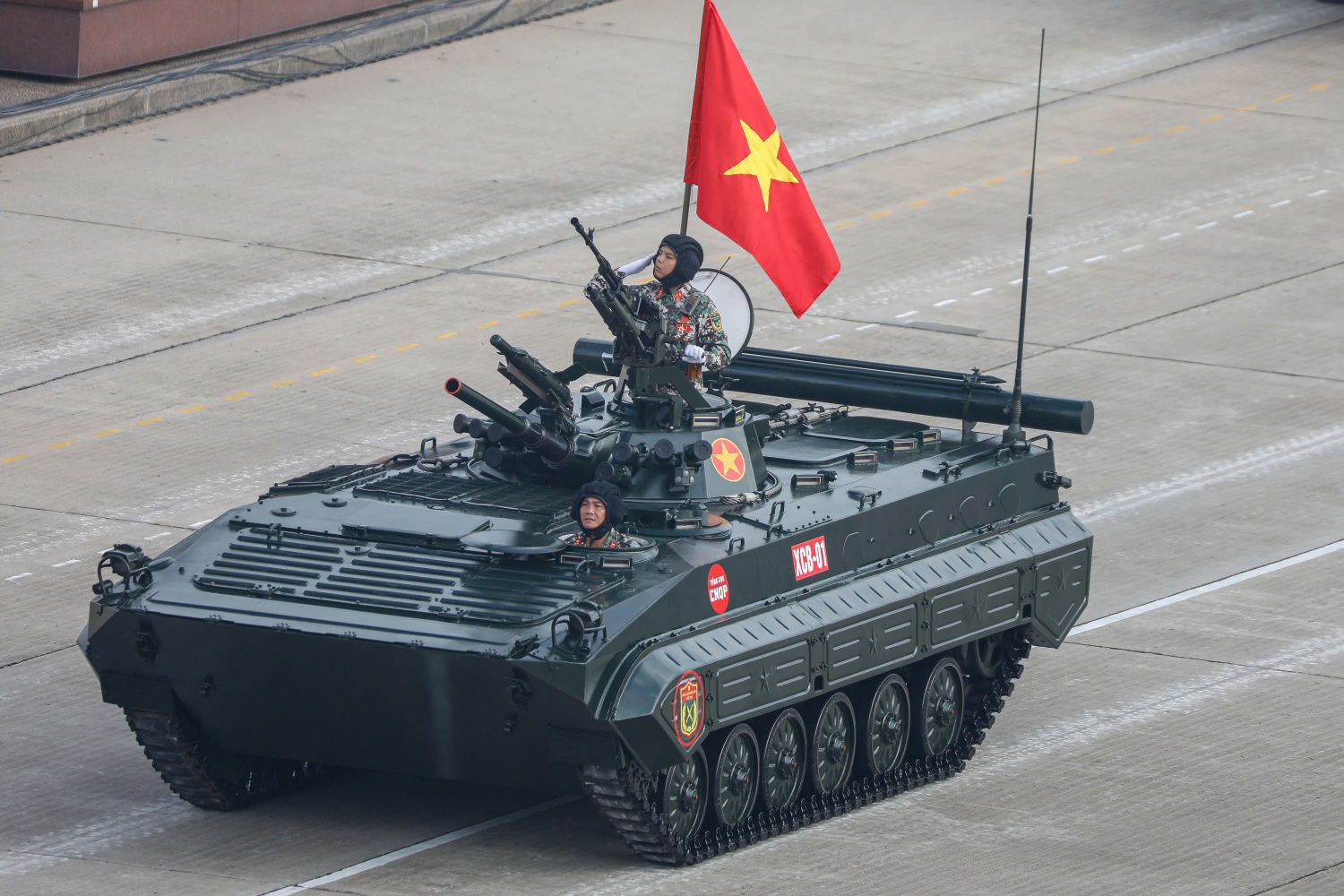 Diễu binh, diễu hành kỷ niệm 80 năm Quốc khánh 2/9: Hùng tráng và tự hào