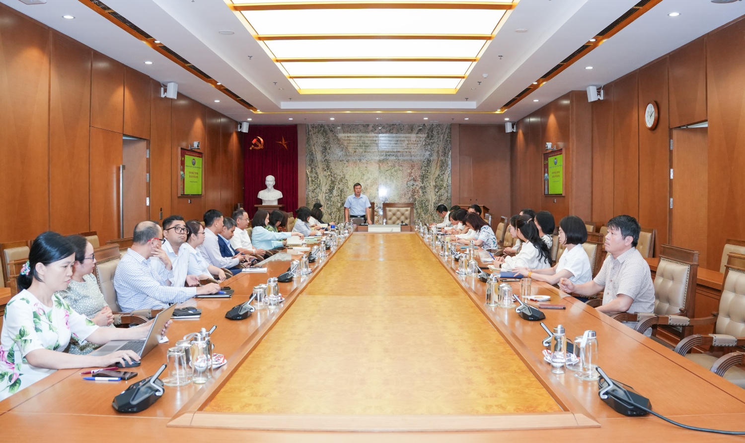 Đảng bộ Bộ máy Quản lý và Điều hành Petrovietnam triển khai sinh hoạt Chi bộ đồng loạt