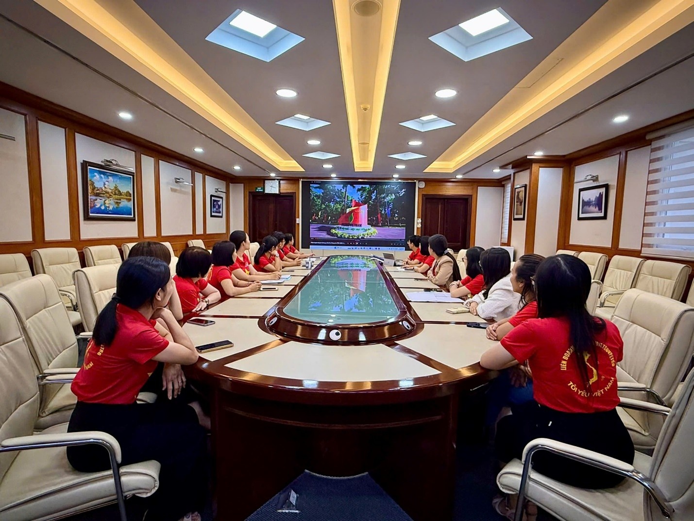 Đảng bộ Vietsovpetro triển khai thực hiện Chỉ thị 50 về nâng cao chất lượng sinh hoạt chi bộ Đảng bộ Vietsovpetro triển khai thực hiện Chỉ thị 50 về nâng cao chất lượng sinh hoạt chi bộ