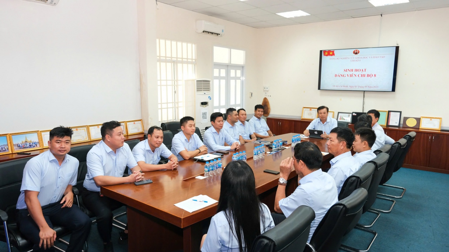 Đảng bộ Nghiên cứu Khoa học và Đào tạo đổi mới và nâng cao chất lượng sinh hoạt chi bộ Đảng bộ Nghiên cứu Khoa học và Đào tạo đổi mới và nâng cao chất lượng sinh hoạt chi bộ
