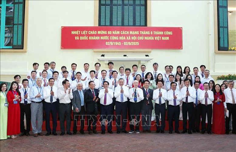 Tổng Bí thư Tô Lâm: Phát triển ứng dụng năng lượng nguyên tử phải là chiến lược lâu dài Tổng Bí thư Tô Lâm: Phát triển ứng dụng năng lượng nguyên tử phải là chiến lược lâu dài