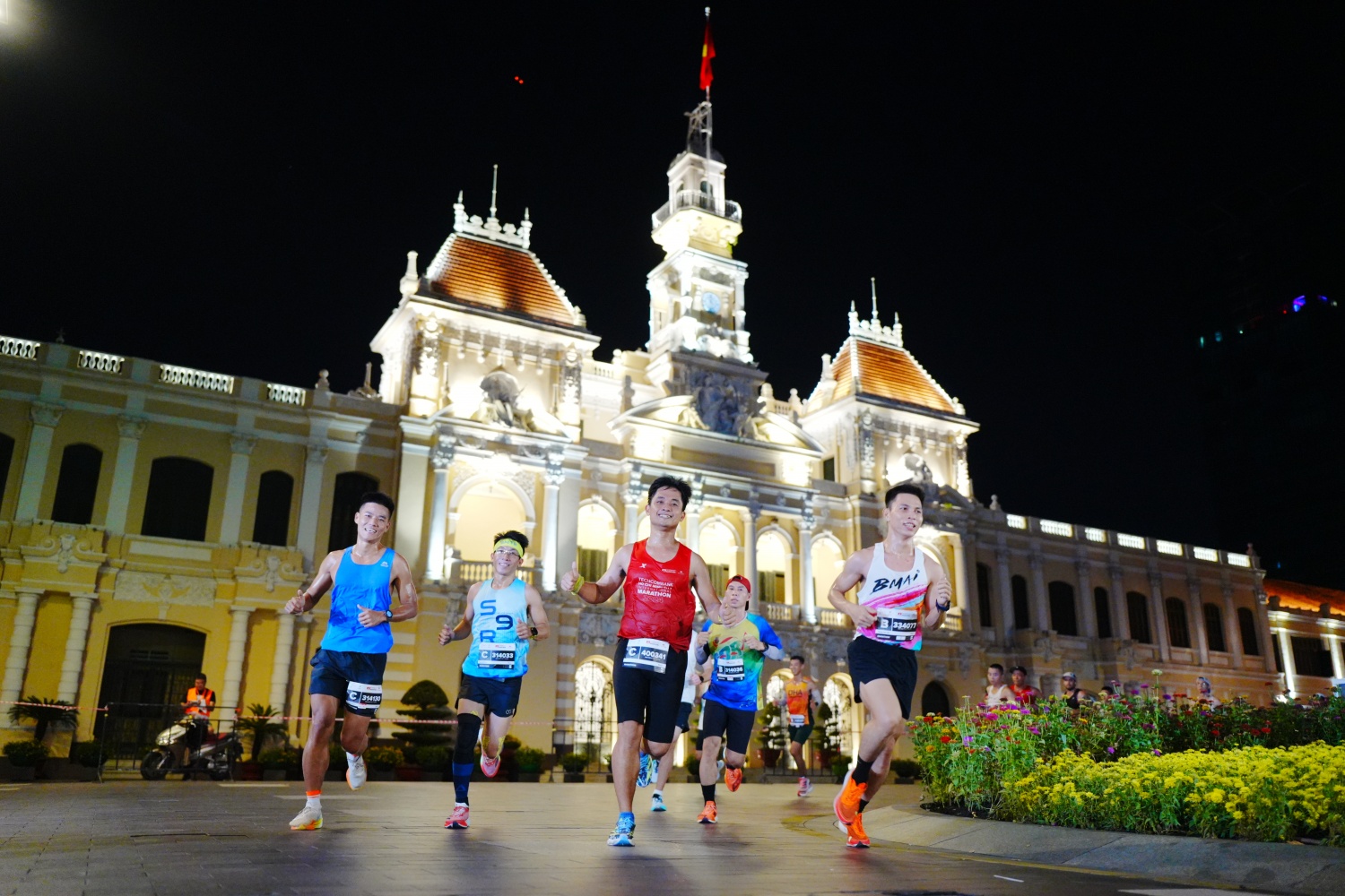 Giải chạy biểu trưng với 