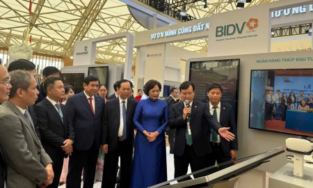 Gần 10 ngàn người ghé thăm gian hàng BIDV tại triển lãm 80 năm Thành tựu Đất nước