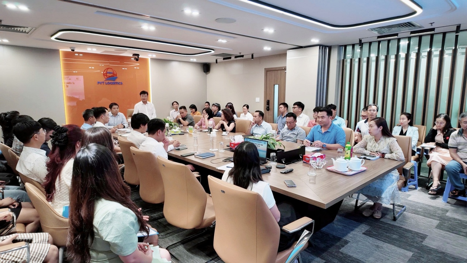 Các Chi bộ PVTrans tập trung đổi mới, tạo động lực hoàn thành mục tiêu 2025 Các Chi bộ PVTrans tập trung đổi mới, tạo động lực hoàn thành mục tiêu 2025