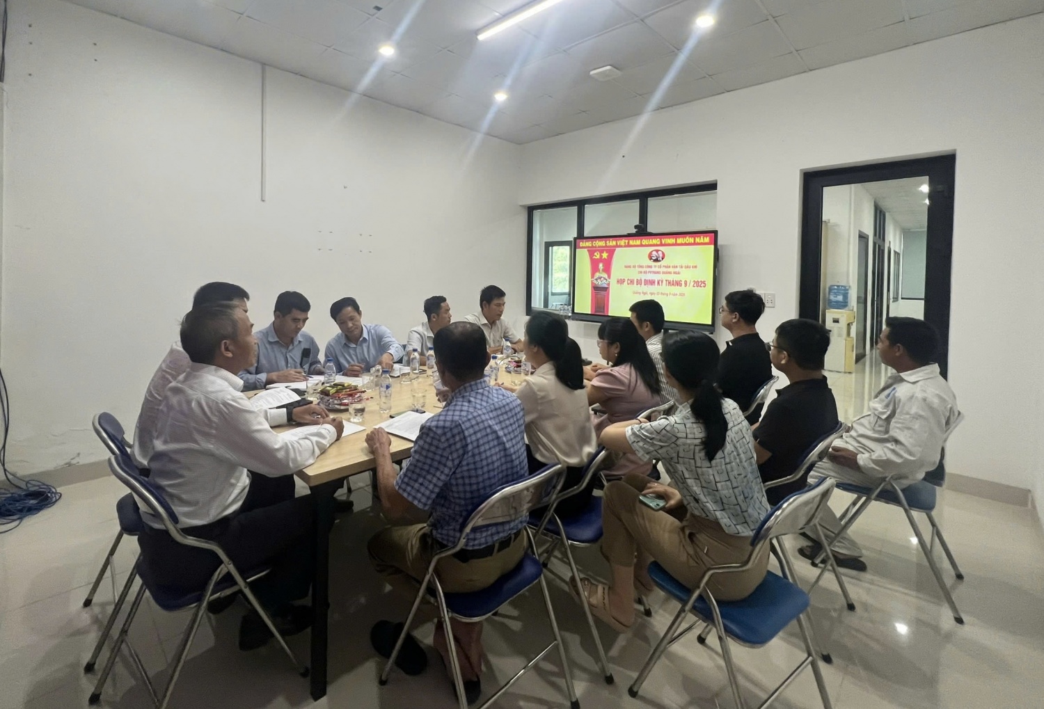 Các Chi bộ PVTrans tập trung đổi mới, tạo động lực hoàn thành mục tiêu 2025 Các Chi bộ PVTrans tập trung đổi mới, tạo động lực hoàn thành mục tiêu 2025