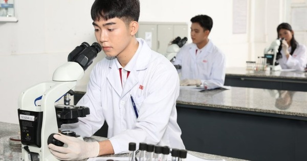 Ưu đãi tín dụng hỗ trợ học sinh, sinh viên, học viên thạc sĩ, nghiên cứu sinh ngành STEM Ưu đãi tín dụng hỗ trợ học sinh, sinh viên, học viên thạc sĩ, nghiên cứu sinh ngành STEM
