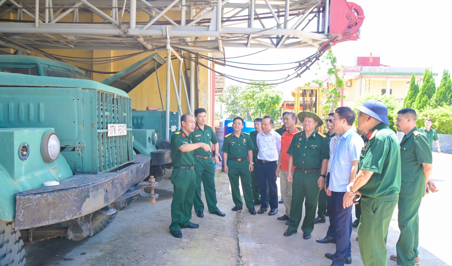 [Chùm ảnh] Hội CCB Petrovietnam thăm Nhà máy Nhiệt điện Thái Bình 2 và Khu lưu niệm công trình dầu khí
