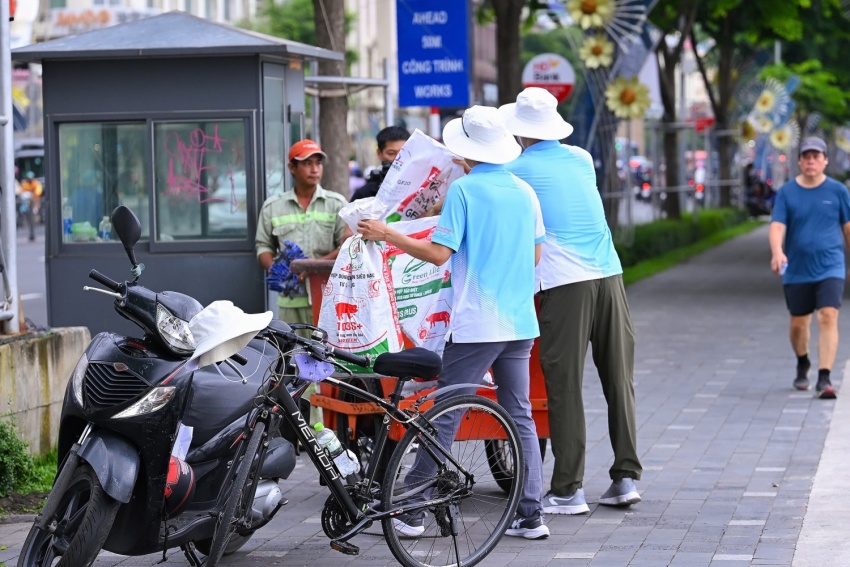 PQPOC chung tay “Làm cho thế giới sạch hơn”