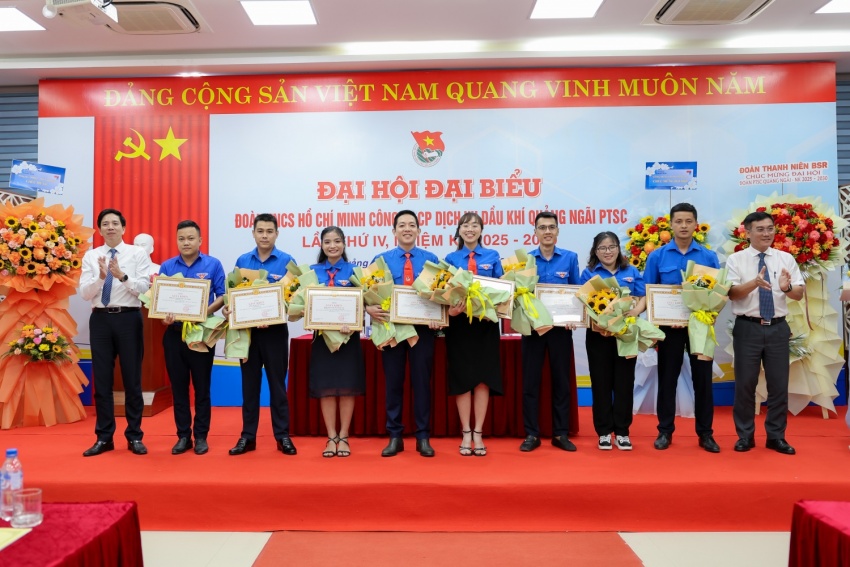 Đoàn cơ sở PTSC Quảng Ngãi: Phát huy sức trẻ, trí tuệ, khẳng định vai trò tiên phong Đoàn cơ sở PTSC Quảng Ngãi: Phát huy sức trẻ, trí tuệ, khẳng định vai trò tiên phong