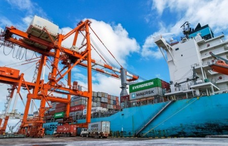 Đề xuất phát triển tàu biển sử dụng nhiên liệu bền vững