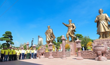 [Chùm ảnh] Hội CCB Petrovietnam tham quan Khu di tích Bạch Đằng Giang, ôn lại lịch sử hào hùng dân tộc