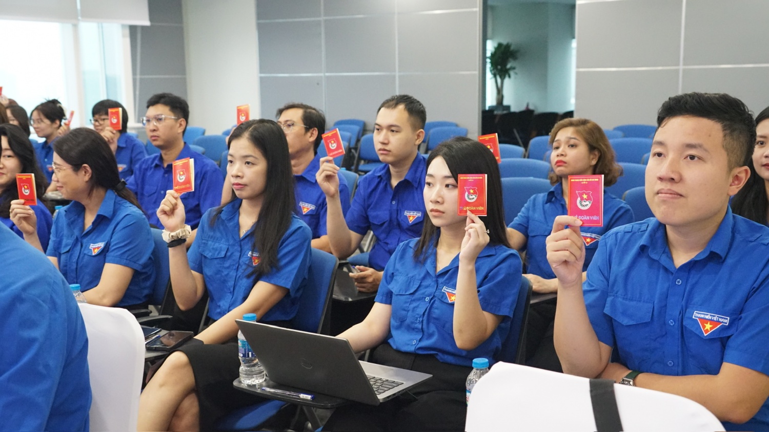 Hội nghị đoàn viên Chi đoàn PQPOC nhiệm kỳ 2025 – 2027:   Đoàn kết, trách nhiệm và khát vọng cống hiến Hội nghị đoàn viên Chi đoàn PQPOC nhiệm kỳ 2025-2027: 
Đoàn kết, trách nhiệm và khát vọng cống hiến