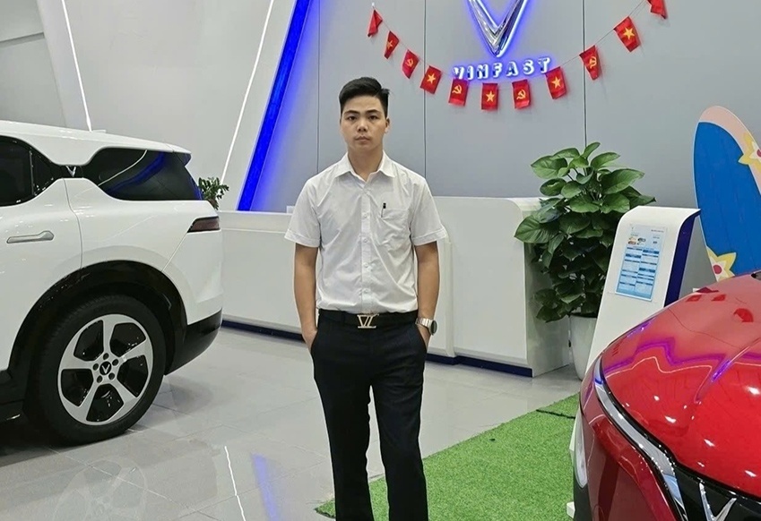 Bán 700 xe mỗi tháng, chủ sở hữu 10 cửa hàng xe máy điện VinFast sẵn sàng “tất tay” bởi thị trường quá tiềm năng Bán 700 xe mỗi tháng, chủ sở hữu 10 cửa hàng xe máy điện VinFast sẵn sàng “tất tay” bởi thị trường quá tiềm năng