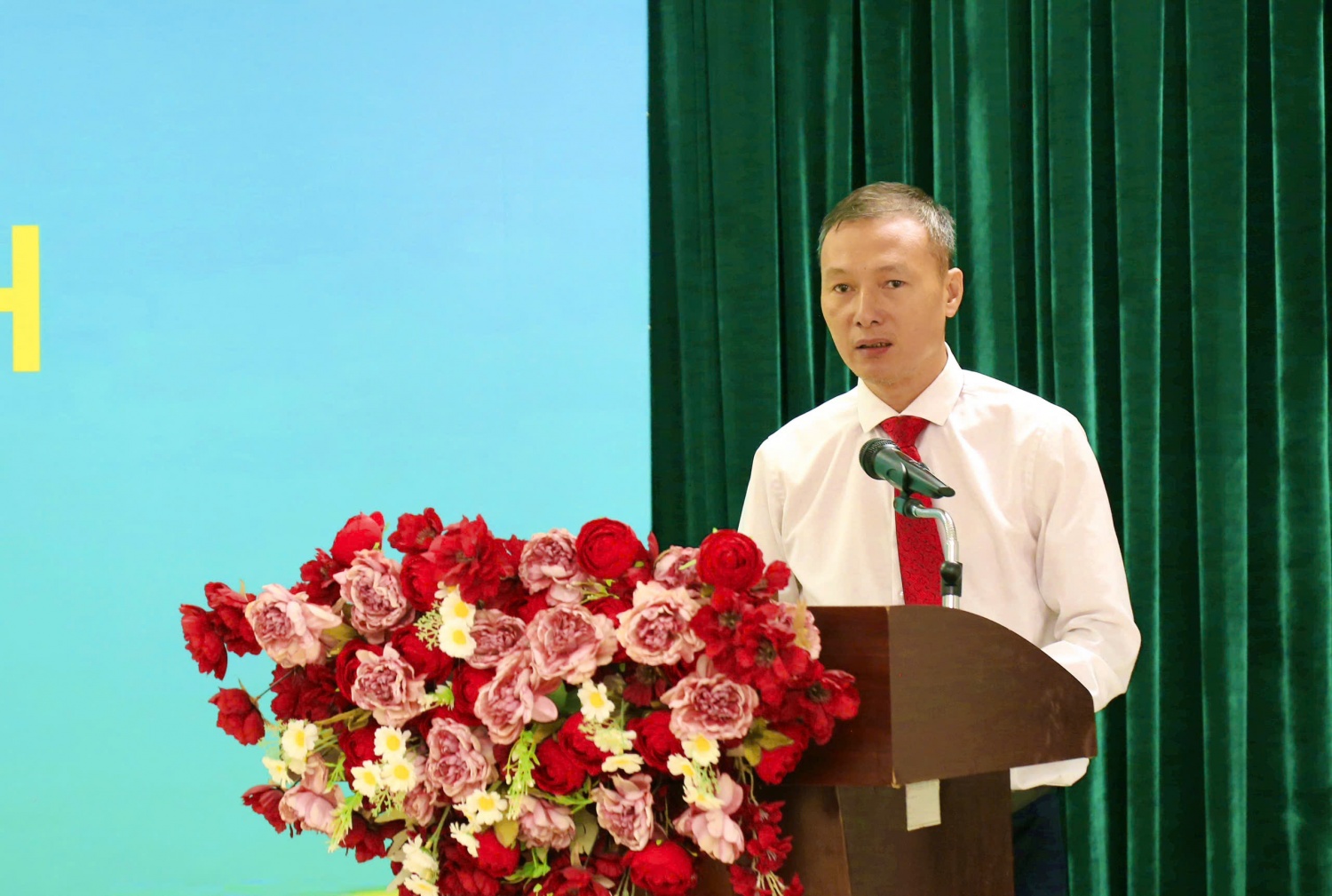 PVPMB công bố và trao Quyết định bổ nhiệm 3 Phó Giám đốc Ban QLDA chuyên ngành Điện PVPMB công bố và trao Quyết định bổ nhiệm 3 Phó Giám đốc Ban QLDA chuyên ngành Điện