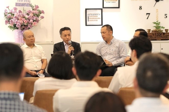 Đại diện lãnh đạo BSR thông tin về phương án tăng vốn và kết quả sản xuất kinh doanh 6 tháng đầu năm 2025 Đại diện lãnh đạo BSR thông tin về phương án tăng vốn và kết quả sản xuất kinh doanh 6 tháng đầu năm 2025