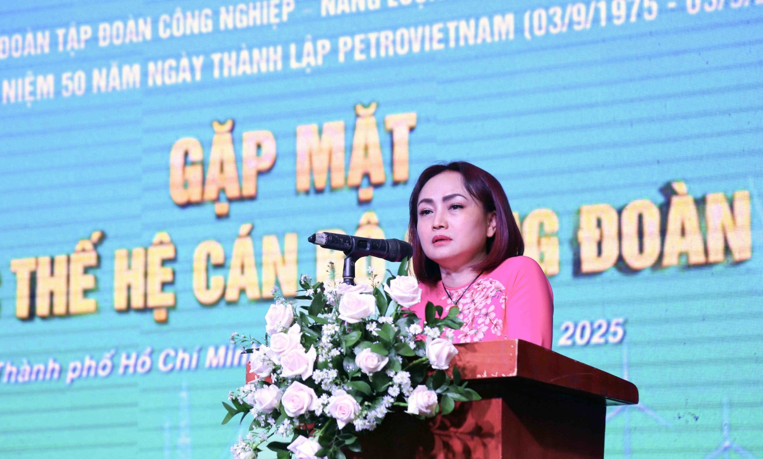 Công đoàn Petrovietnam gặp mặt cán bộ Công đoàn các thời kỳ tại phía Nam nhân kỷ niệm 50 năm thành lập Tập đoàn Công đoàn Petrovietnam gặp mặt cán bộ Công đoàn các thời kỳ tại phía Nam nhân kỷ niệm 50 năm thành lập Tập đoàn