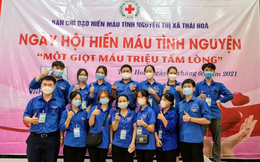 Trao giọt máu hồng, sẻ chia sự sống