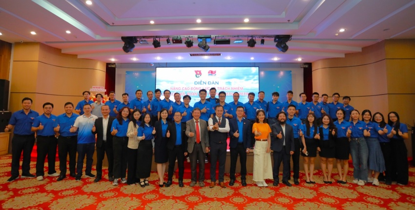 Khát vọng tuổi trẻ Vietsovpetro: Đoàn kết - Tiên phong - Sáng tạo - Phát triển Khát vọng tuổi trẻ Vietsovpetro: Đoàn kết - Tiên phong - Sáng tạo - Phát triển