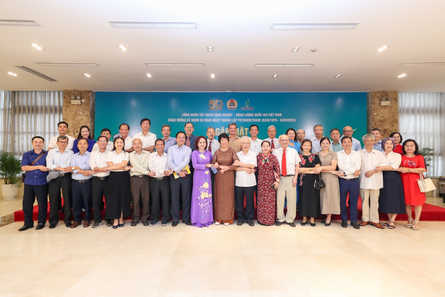 Petrovietnam tri ân các thế hệ cán bộ Công đoàn