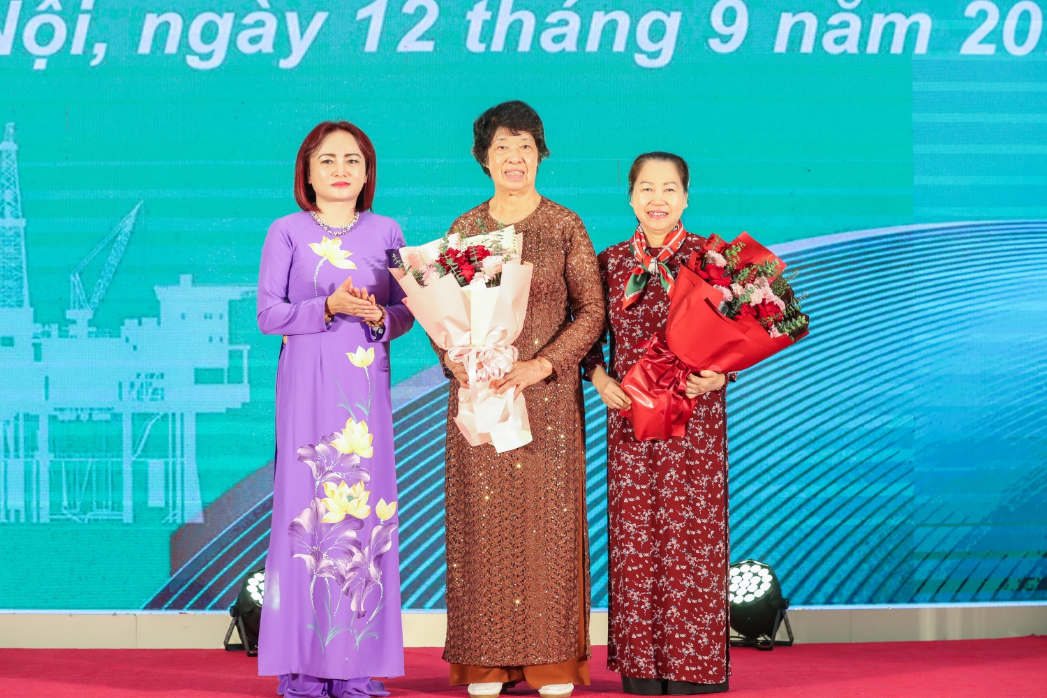 Petrovietnam tri ân các thế hệ cán bộ Công đoàn