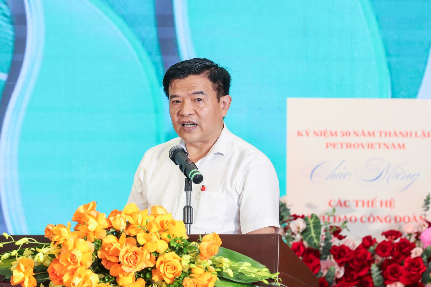 Petrovietnam tri ân các thế hệ cán bộ Công đoàn