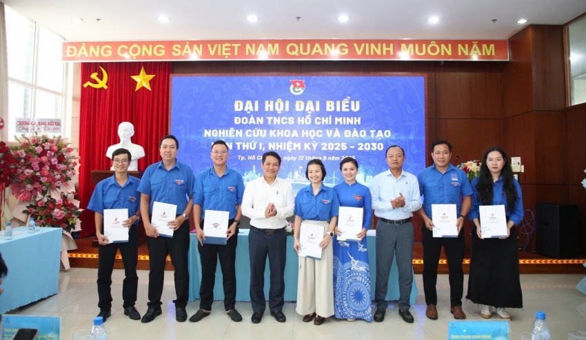 Đoàn Cơ sở NCKH&ĐT tổ chức thành công Đại hội Đại biểu lần thứ I, nhiệm kỳ 2025-2030 Đoàn cơ sở NCKH&ĐT tổ chức thành công Đại hội đại biểu lần thứ I, nhiệm kỳ 2025-2030