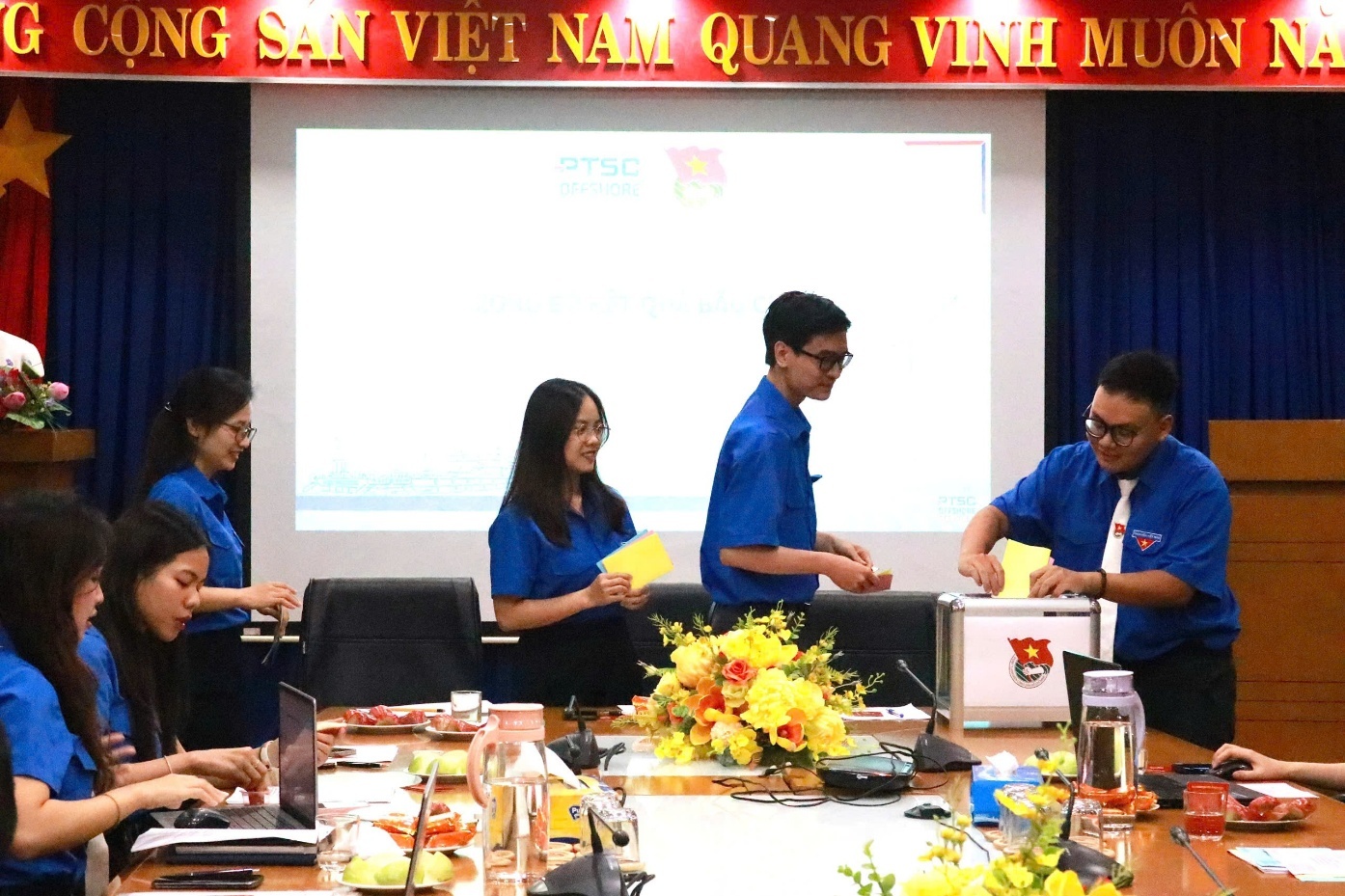 Tuổi trẻ POS: Đoàn kết – Sáng tạo – Đồng hành cùng phát triển bền vững Tuổi trẻ POS: Đoàn kết – Sáng tạo – Đồng hành cùng phát triển bền vững