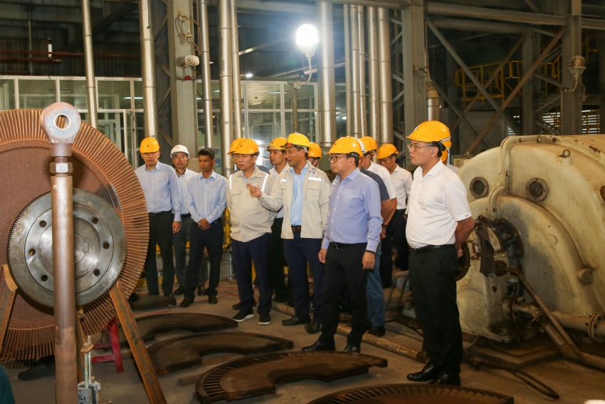 Petrovietnam working session with BSR: Reviewing 8-month business results 2025 and outlining strategic directions for the next phase Petrovietnam working session with BSR: Reviewing 8-month business results 2025 and outlining strategic directions for the next phase