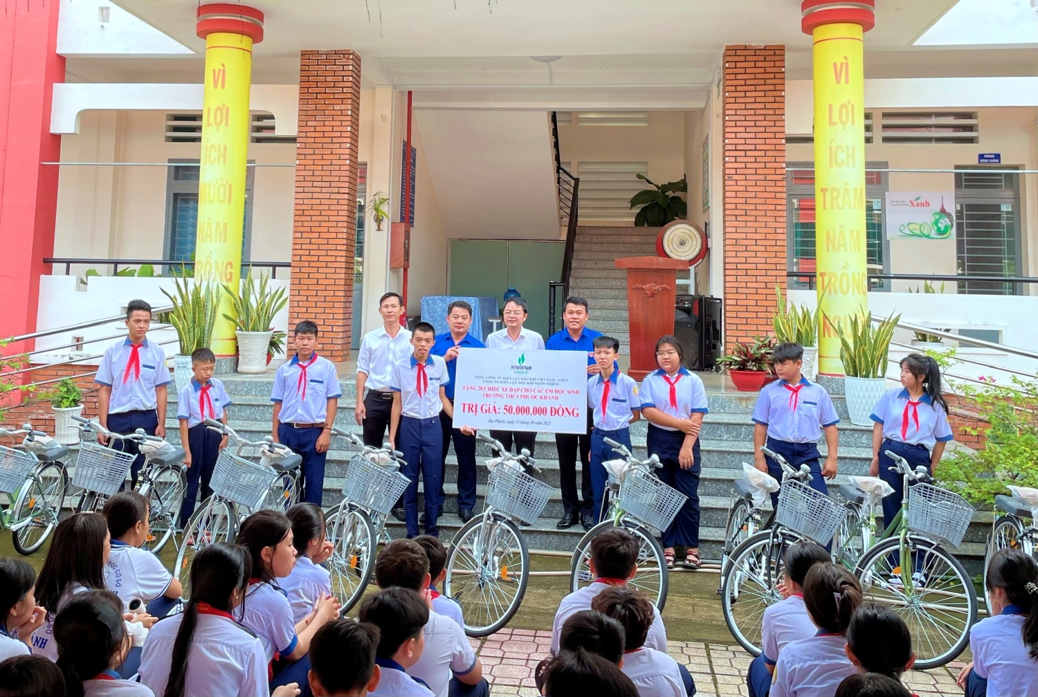 PV Power NT tặng 20 xe đạp cho học sinh nghèo vượt khó tại Đồng Nai PV Power NT tặng 20 xe đạp cho học sinh nghèo vượt khó tại Đồng Nai
