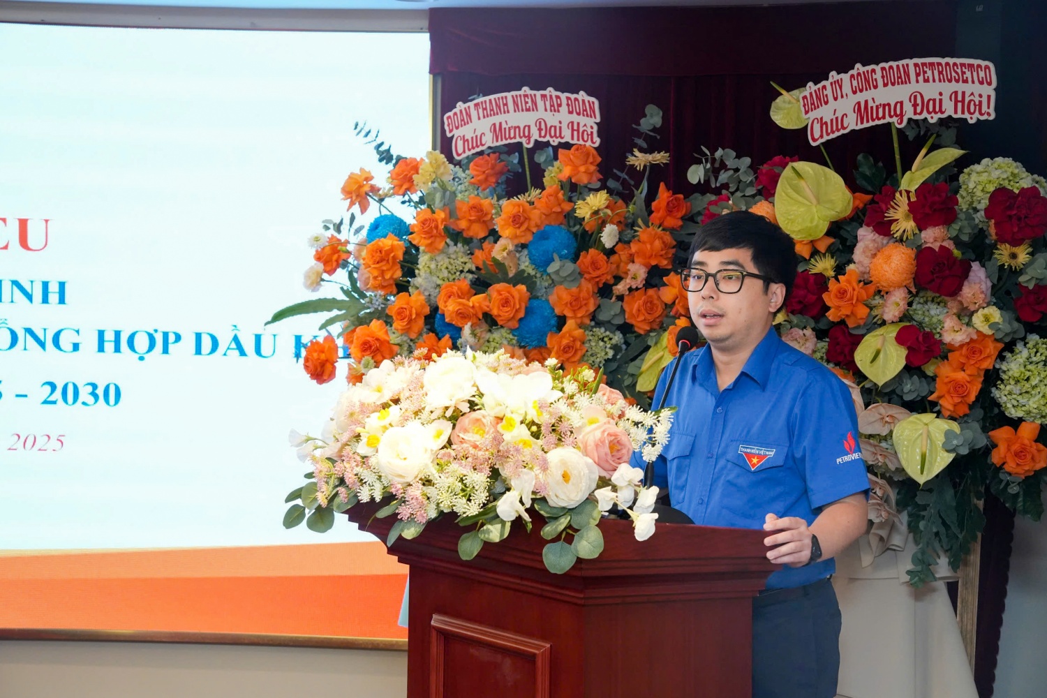 Đoàn thanh niên PETROSETCO khẳng định sức trẻ xung kích, sáng tạo Đoàn Thanh niên PETROSETCO khẳng định sức trẻ xung kích, sáng tạo