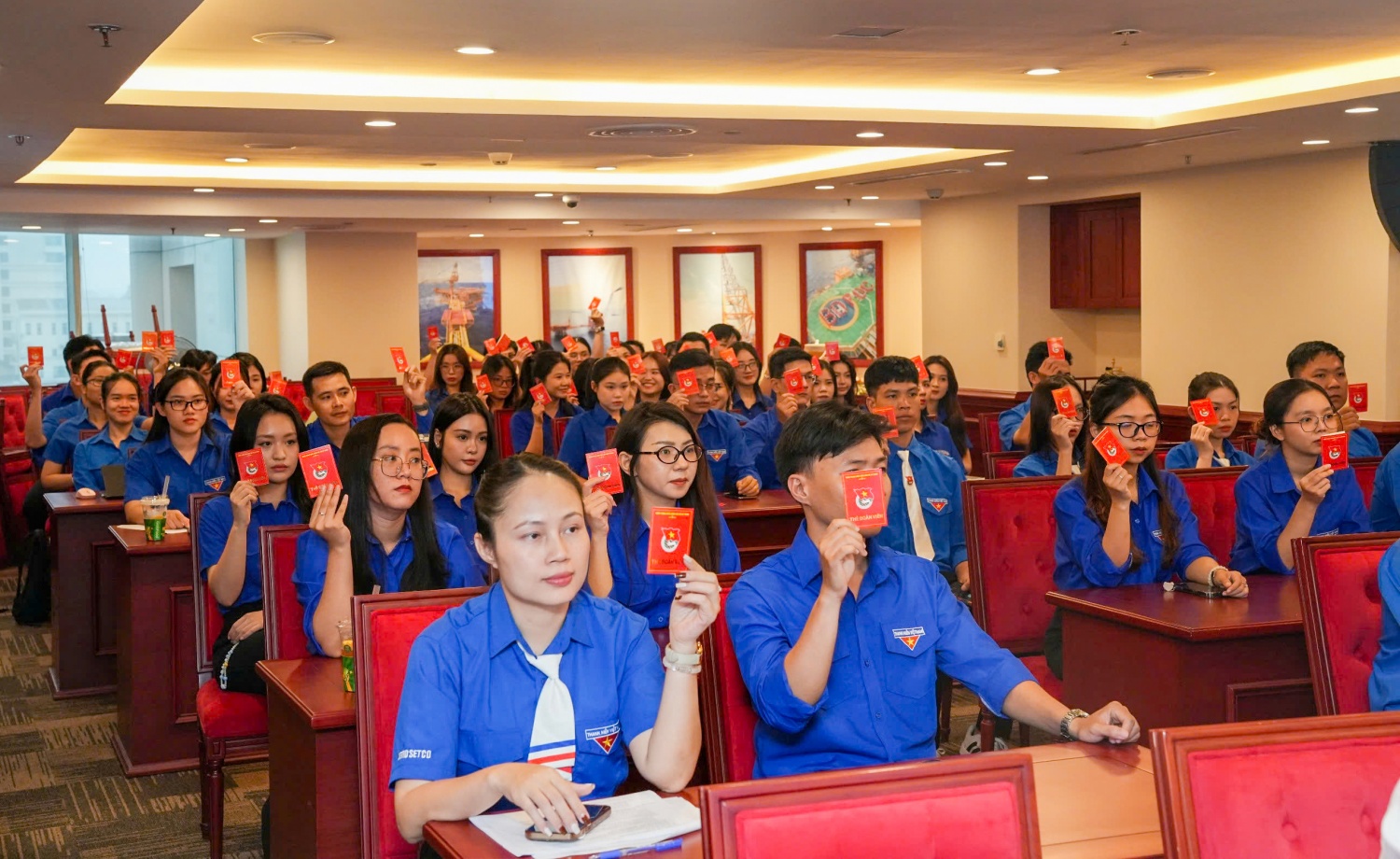 Đoàn thanh niên PETROSETCO khẳng định sức trẻ xung kích, sáng tạo Đoàn Thanh niên PETROSETCO khẳng định sức trẻ xung kích, sáng tạo