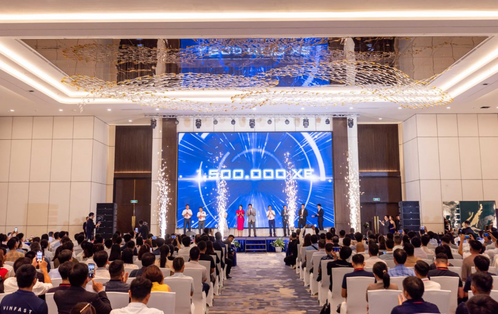 600 nhà phân phối VinFast đồng lòng nhất trí bán 1,5 triệu xe máy điện trong năm 2026- Ảnh 1. 600 nhà phân phối VinFast đồng lòng nhất trí bán 1,5 triệu xe máy điện trong năm 2026- Ảnh 1.