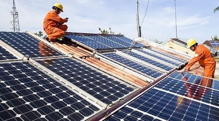 Vì sao bắt buộc đăng ký điện mặt trời mái nhà?