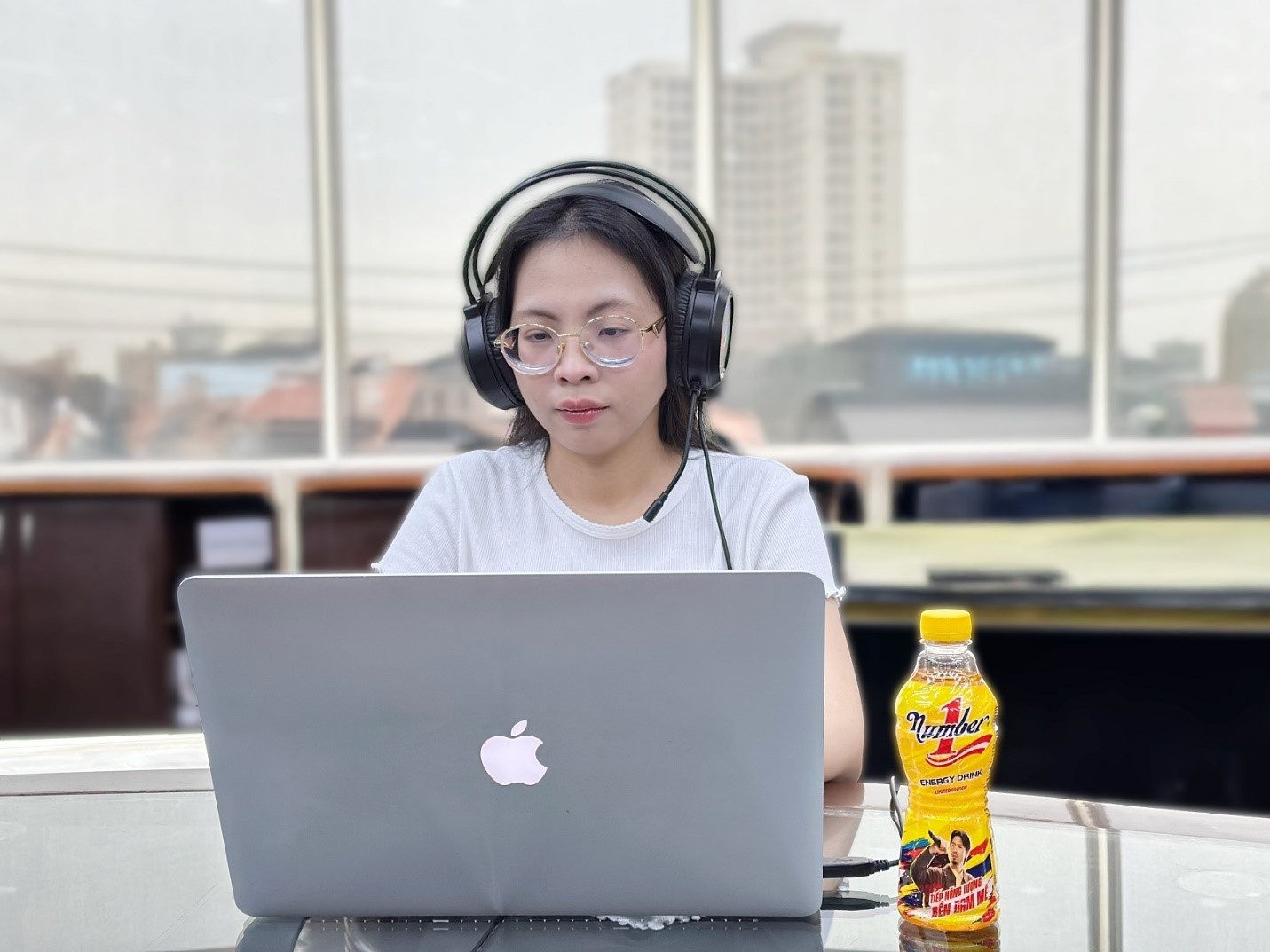 Cách tiếp năng lượng, bền bỉ hơn với công việc khi làm ngày cày đêm