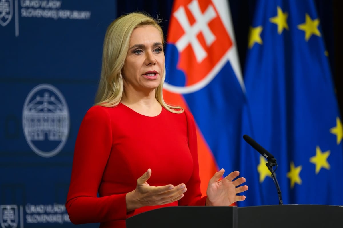 Slovakia, Hungary không chấp nhận sức ép từ ông Trump Slovakia, Hungary không chấp nhận sức ép từ ông Trump