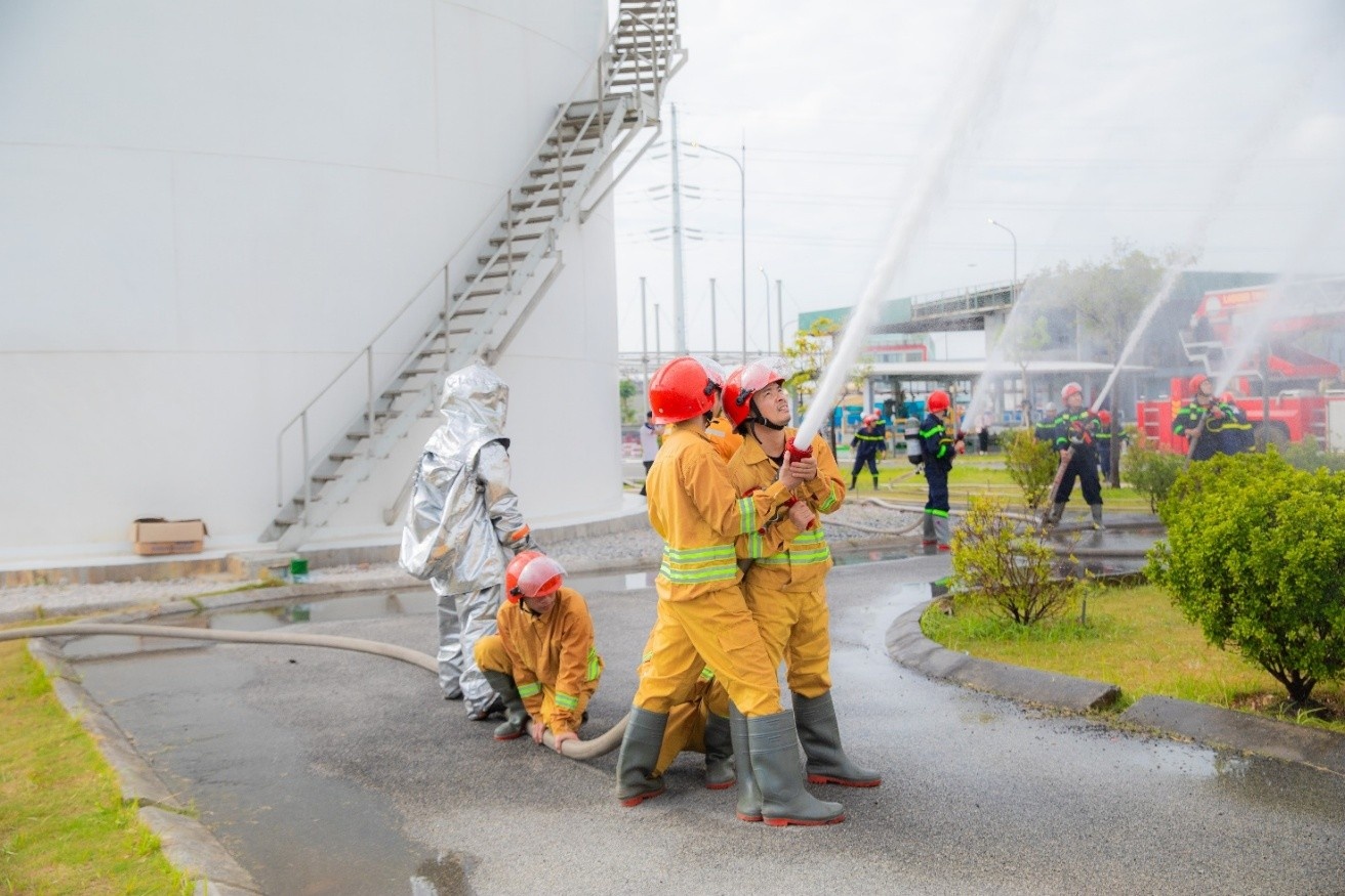 Thực hành phương án phòng cháy chữa cháy và cứu nạn cứu hộ tại Phân xưởng vận hành Hải Phòng