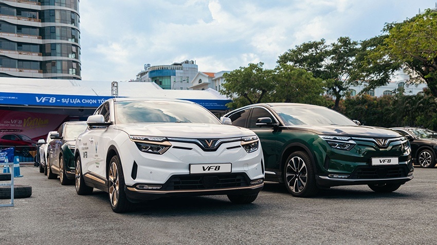VinFast VF 8: SUV điện 5 chỗ giá được khách hàng Việt đánh giá “đáng mua số 1” phân khúc