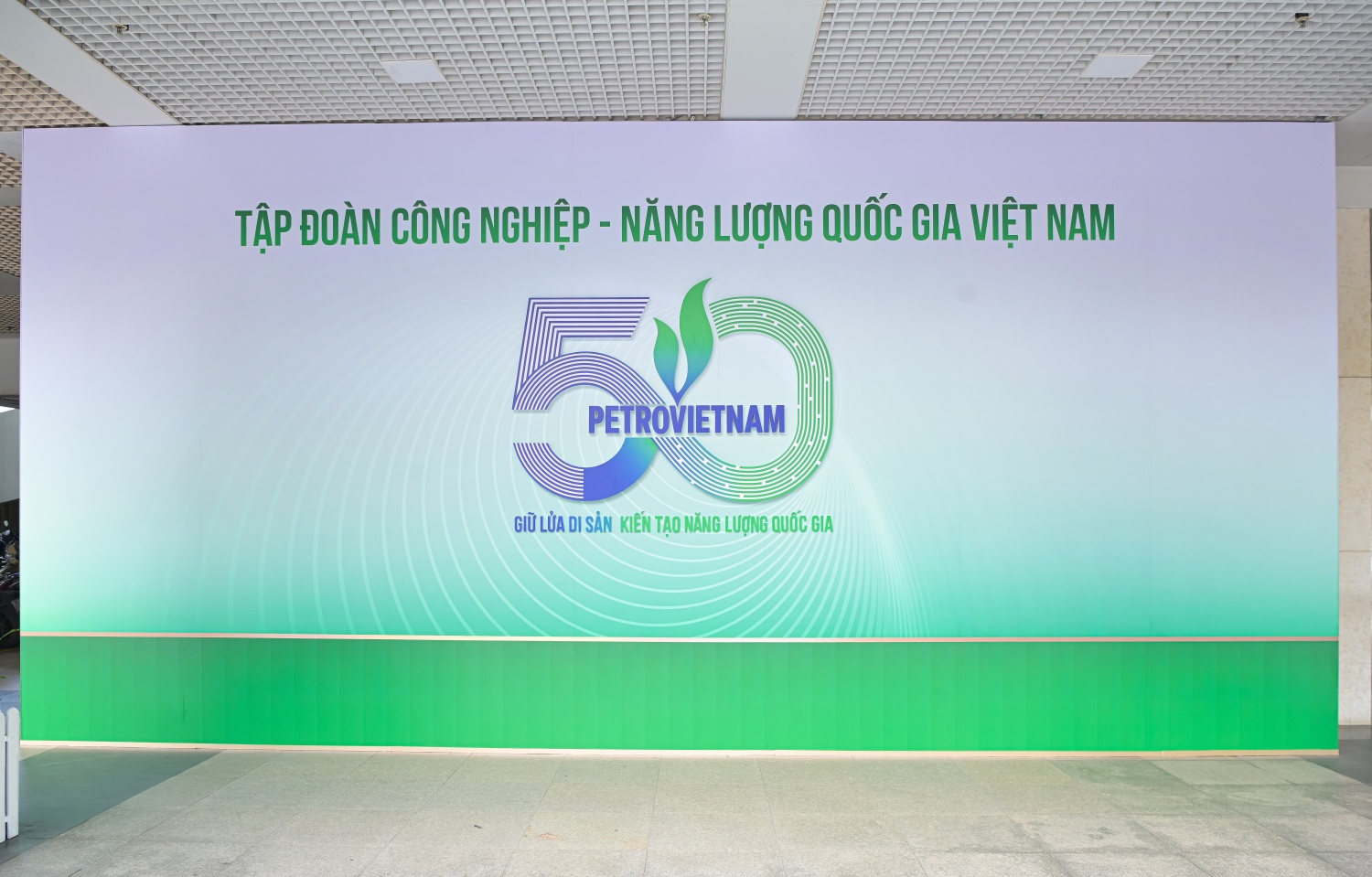 Đếm ngược đến chương trình kỷ niệm 50 năm thành lập Petrovietnam Đếm ngược đến chương trình kỷ niệm 50 năm thành lập Petrovietnam