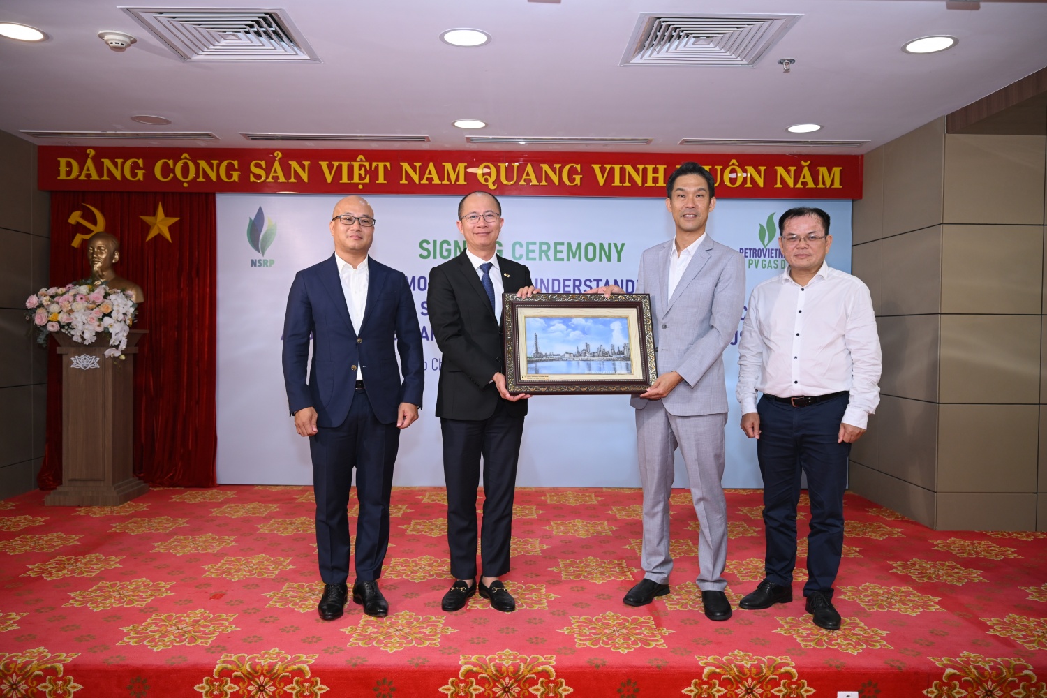 NSRP và PV GAS D ký kết hợp tác chiến lược thúc đẩy phát triển bền vững năng lượng Việt Nam